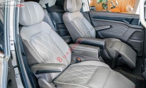 Xe Volkswagen Viloran Luxury 2023