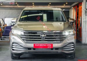 Xe Volkswagen Viloran Luxury 2023