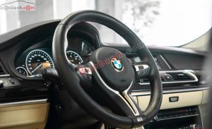 Xe BMW 5 Series 528i GT 2017