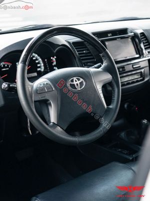 Xe Toyota Fortuner TRD Sportivo 4x4 AT 2016