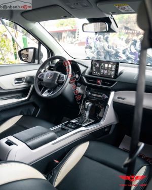 Xe Toyota Veloz Cross Top 1.5 CVT 2024