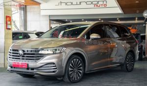Xe Volkswagen Viloran Luxury 2023