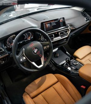 Xe BMW X3 sDrive20i 2024