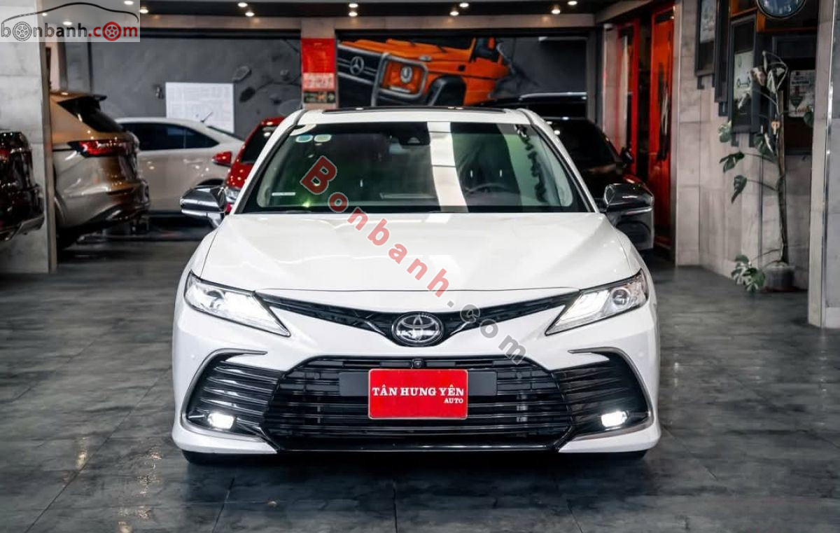 Toyota Camry 2.5Q 2021