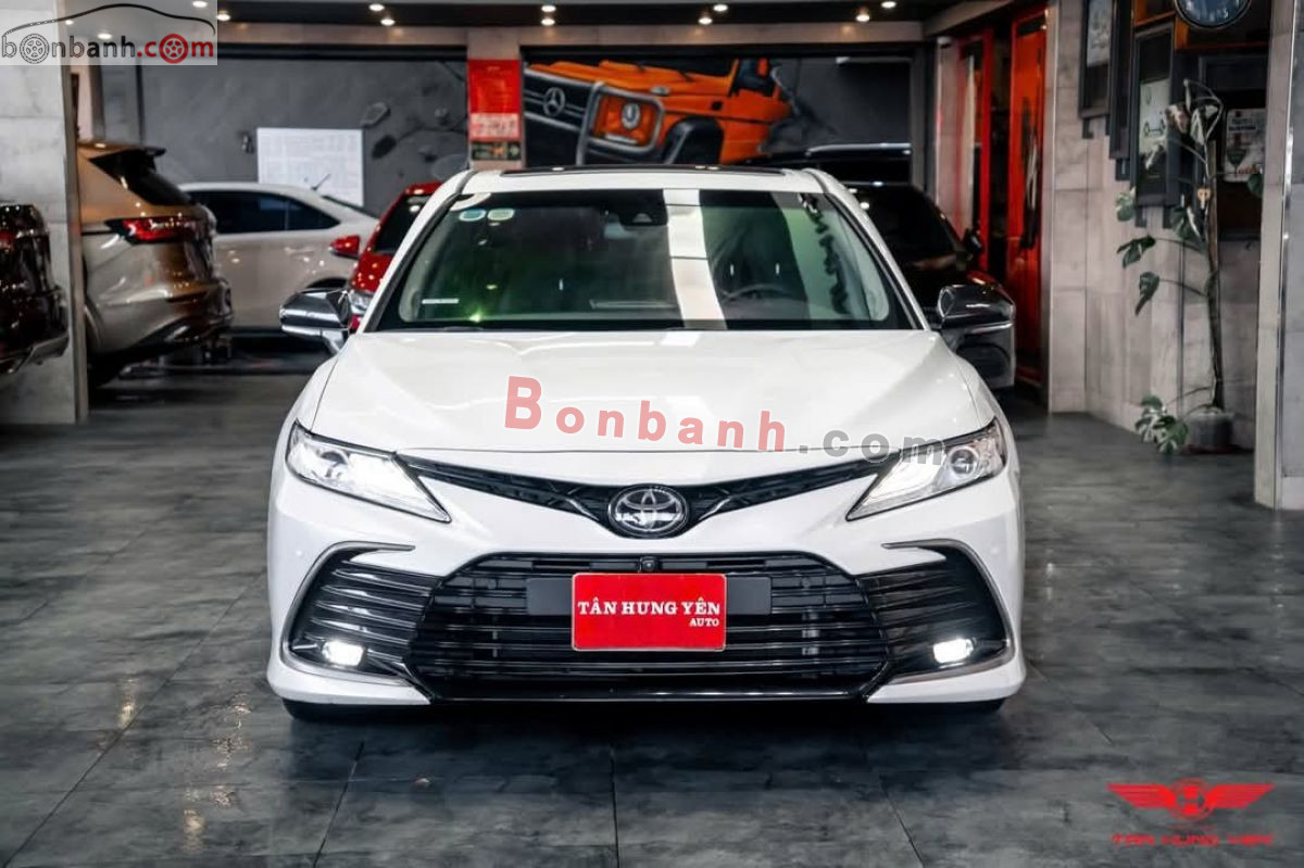 Toyota Camry 2.5Q 2021