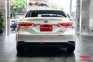 Xe Toyota Camry 2.5Q 2021