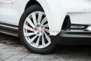 Xe Kia Carnival Signature 2.2D 2023