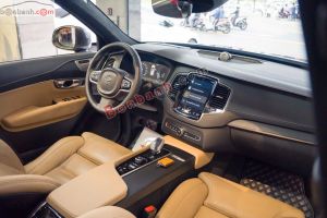 Xe Volvo XC90 Recharge T8 AWD 2021