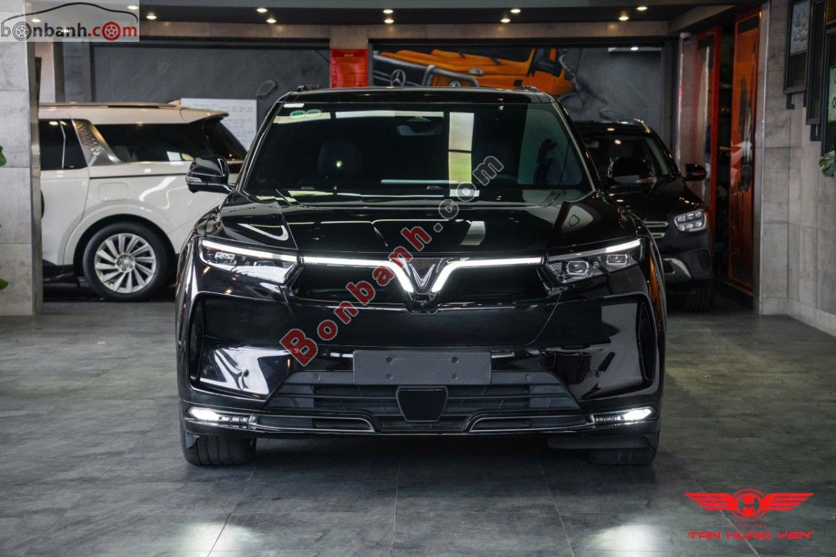 VinFast VF9 Plus 6S 2025