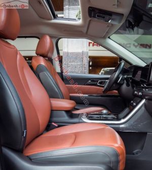 Xe Kia Carnival Signature 2.2D 2024