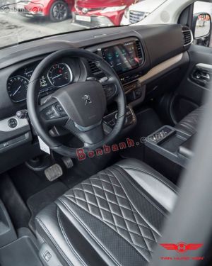 Xe Peugeot Traveller Luxury 2020