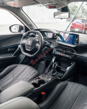 Xe Peugeot 2008 GT Line 1.2 AT 2022