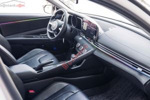 Xe Hyundai Elantra 1.6 AT Tiêu chuẩn 2024