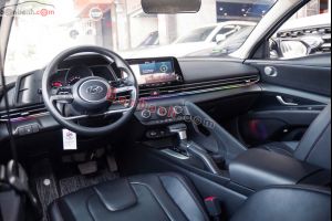 Xe Hyundai Elantra 1.6 AT Tiêu chuẩn 2024