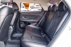 Xe Hyundai Elantra 1.6 AT Tiêu chuẩn 2024