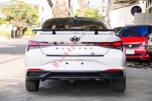 Xe Hyundai Elantra 1.6 AT Tiêu chuẩn 2024