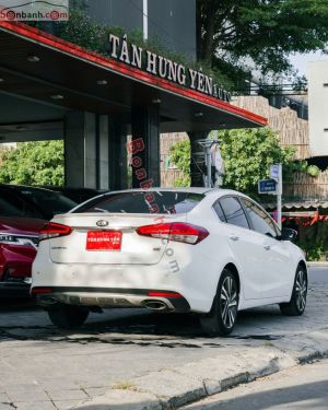 Xe Kia Cerato 2.0 AT 2018