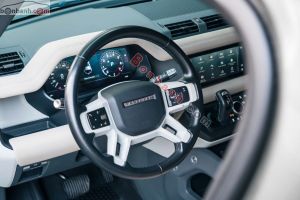 Xe LandRover Defender 110 P300 2.0 AT 2020